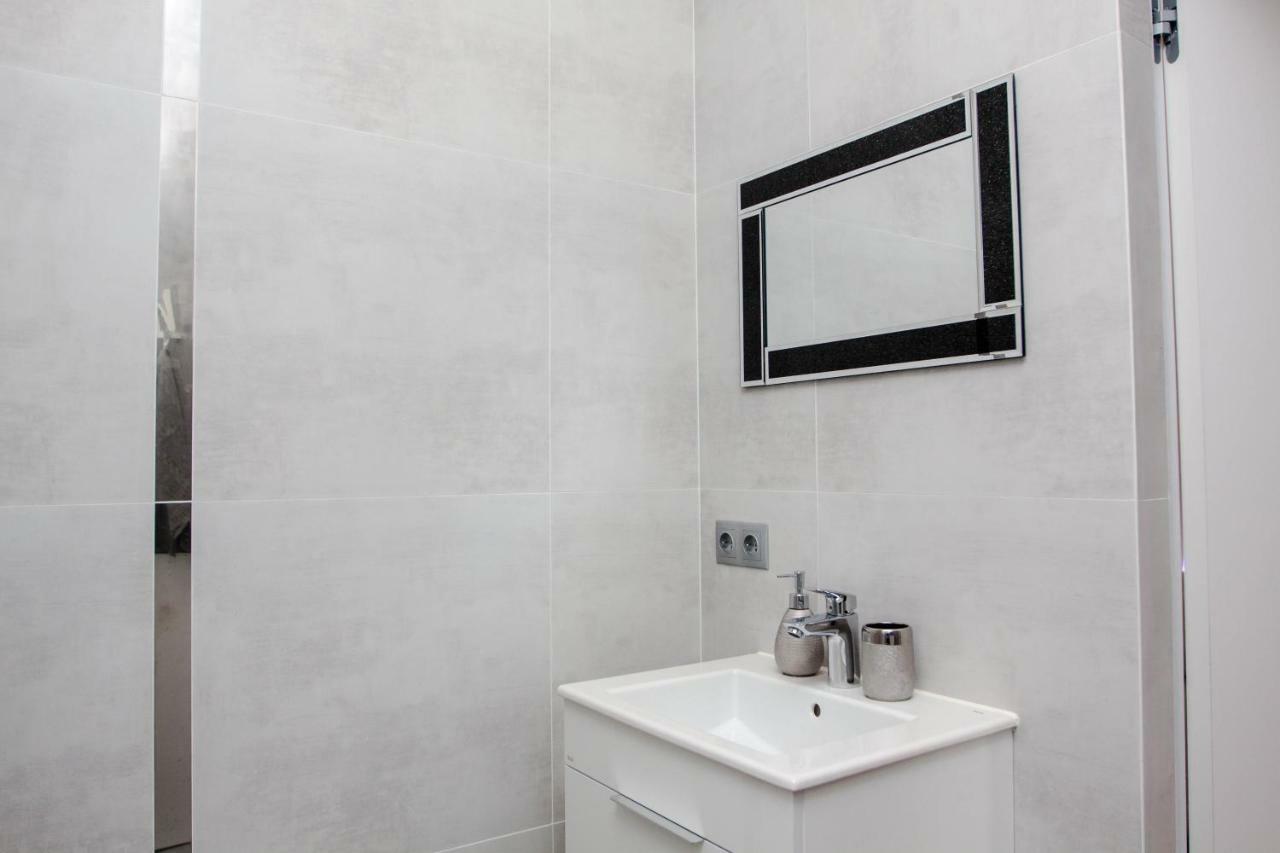 Novel Apartment วอร์ซอ ภายนอก รูปภาพ