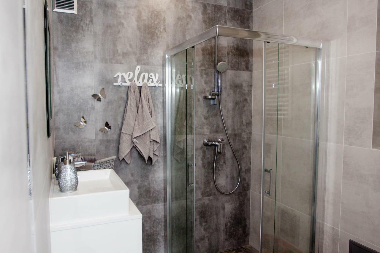 Novel Apartment วอร์ซอ ภายนอก รูปภาพ